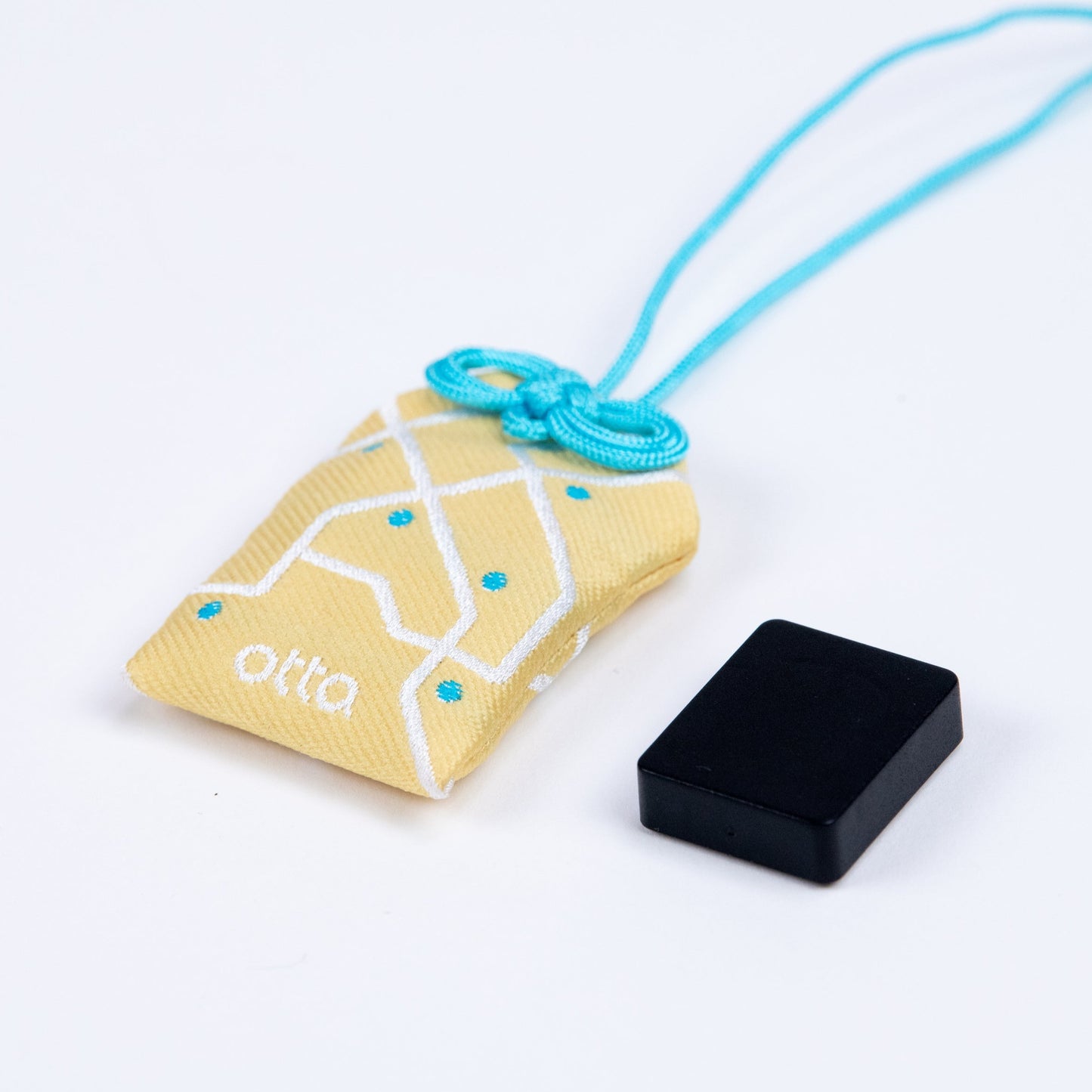 お守り袋付き！見守り端末 otta.a